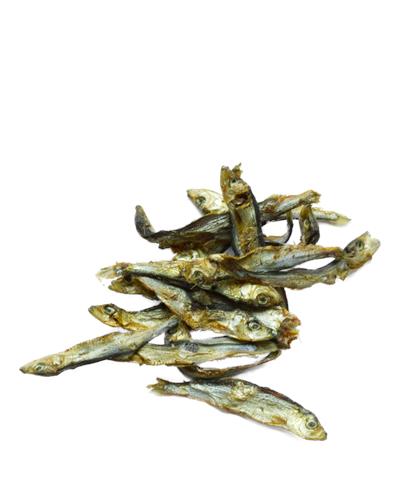 Photo of a pile of oscar sprats for dogs