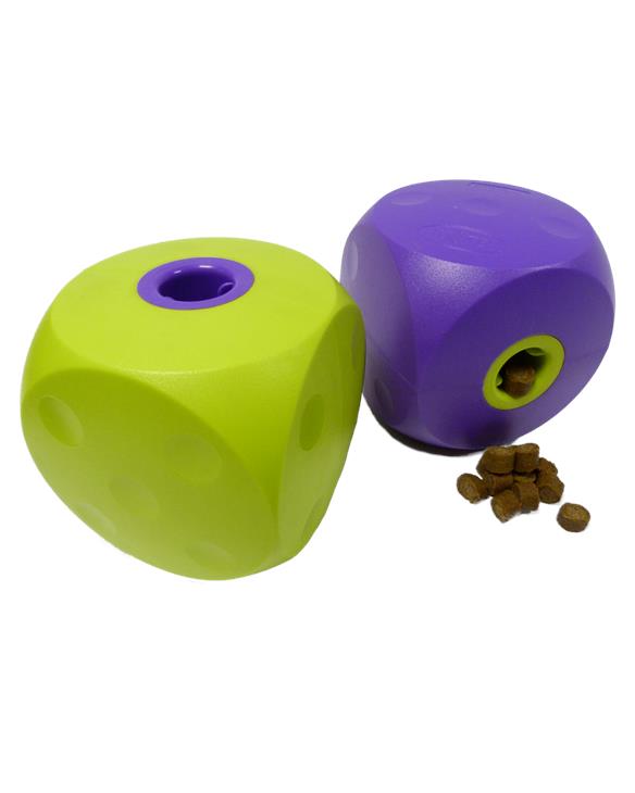 Buster activity cubes